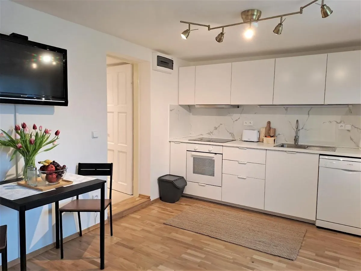Apartment Apartmanovy Dum Se Zahradou V Klidne Casti Prahy Prag